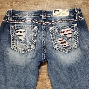 Miss Me Americana Capri